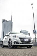 Peugeot 208 Signature 2018 года